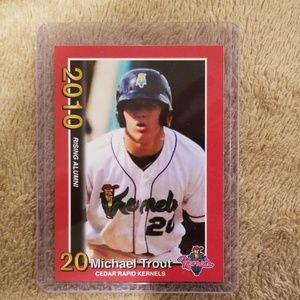 Mike Trout 2010 Rising Alumni Rookie Card